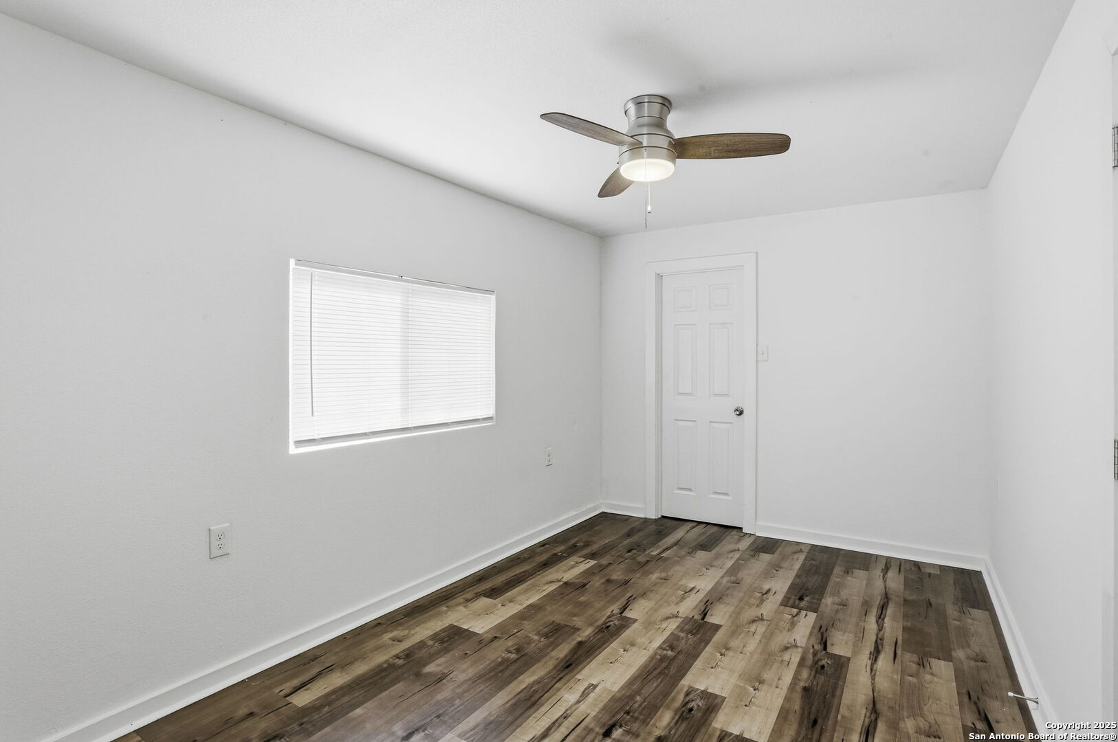 105 Dewitt