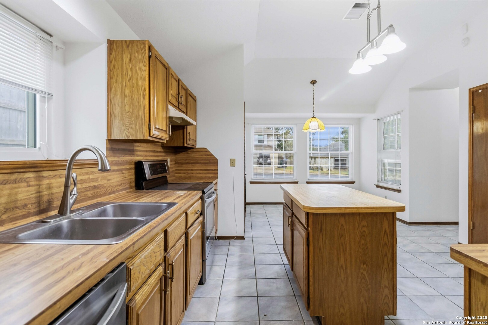 14658 Highland Ridge