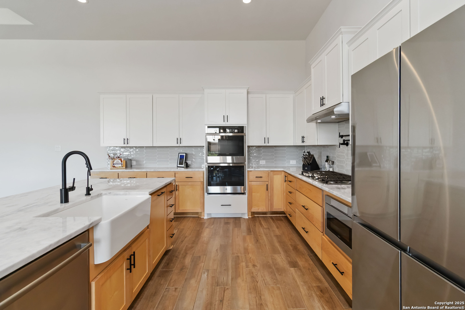 1512 Aubrey Point