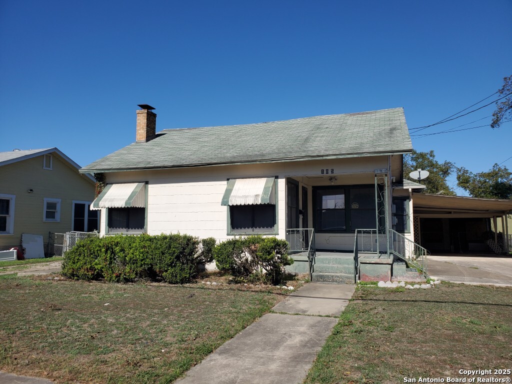 105 E Bonner Ave