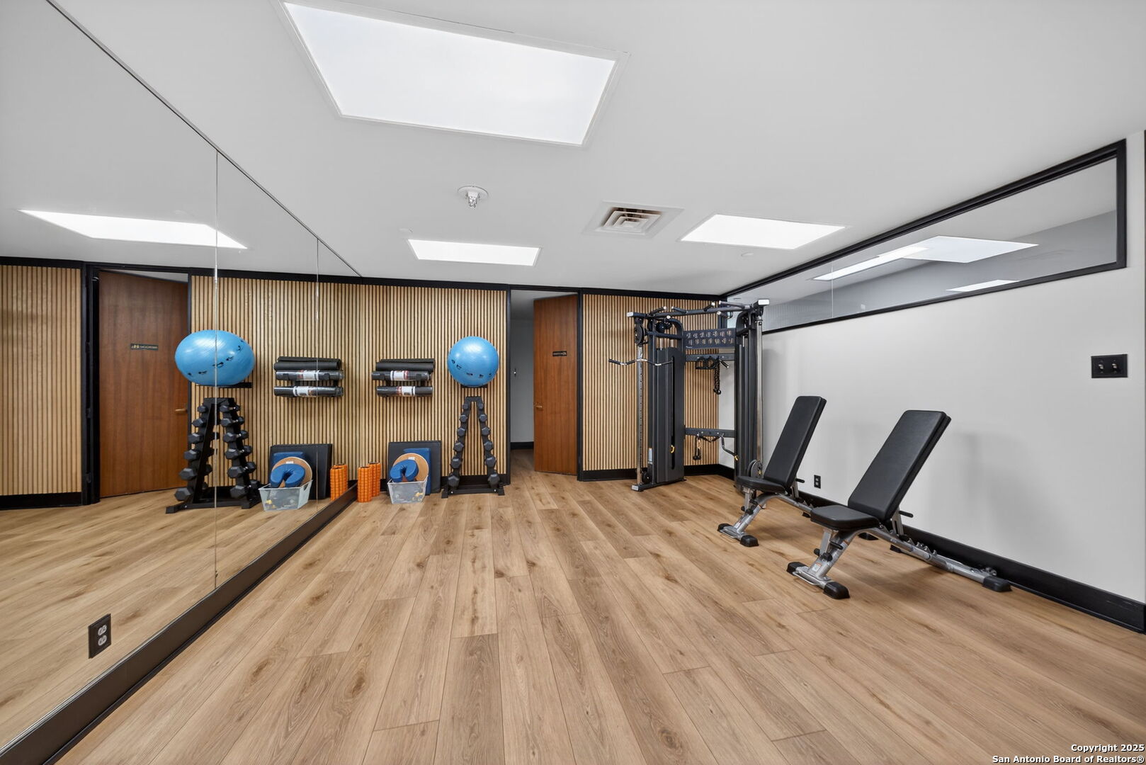 200 Patterson Unit: APT 210