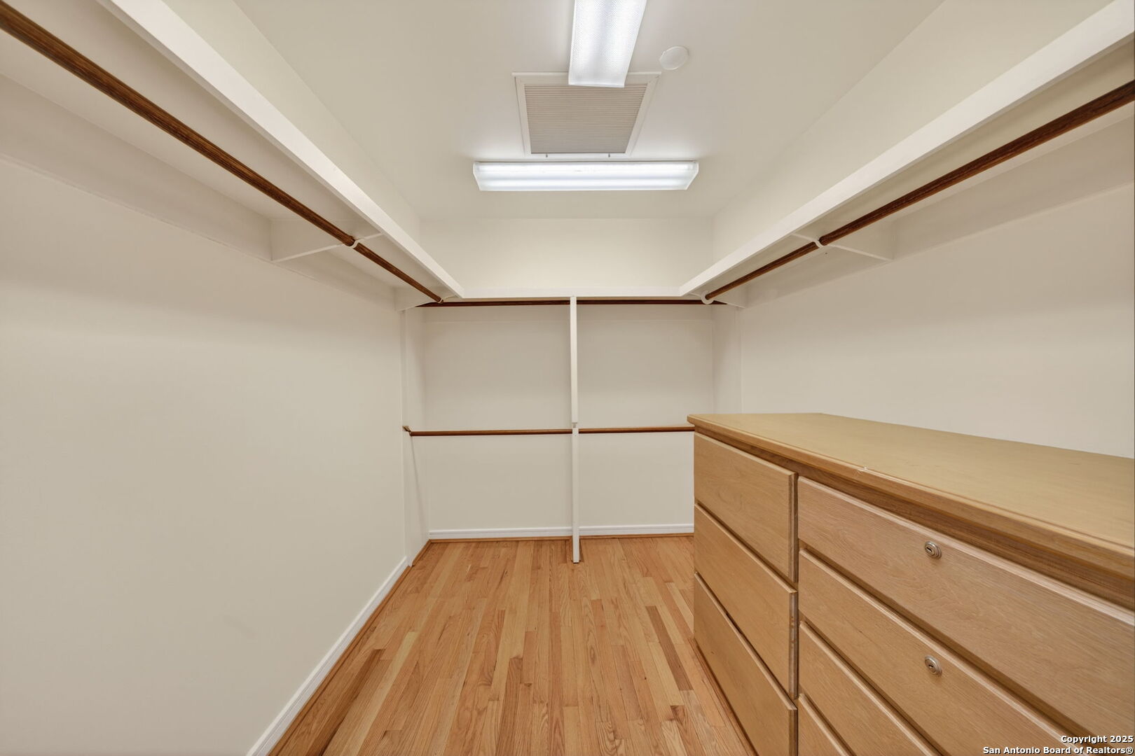 200 Patterson Unit: APT 210