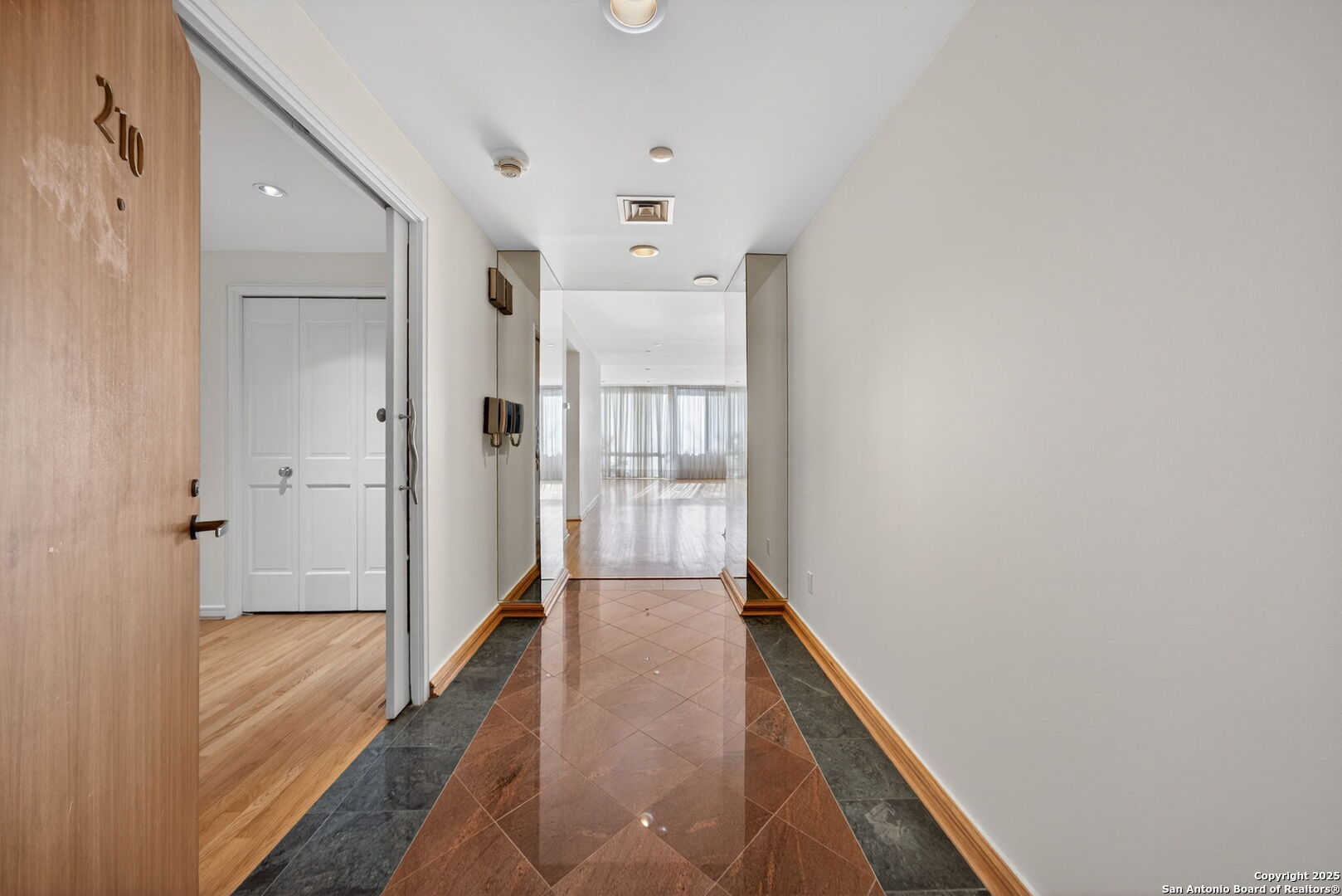 200 Patterson Unit: APT 210