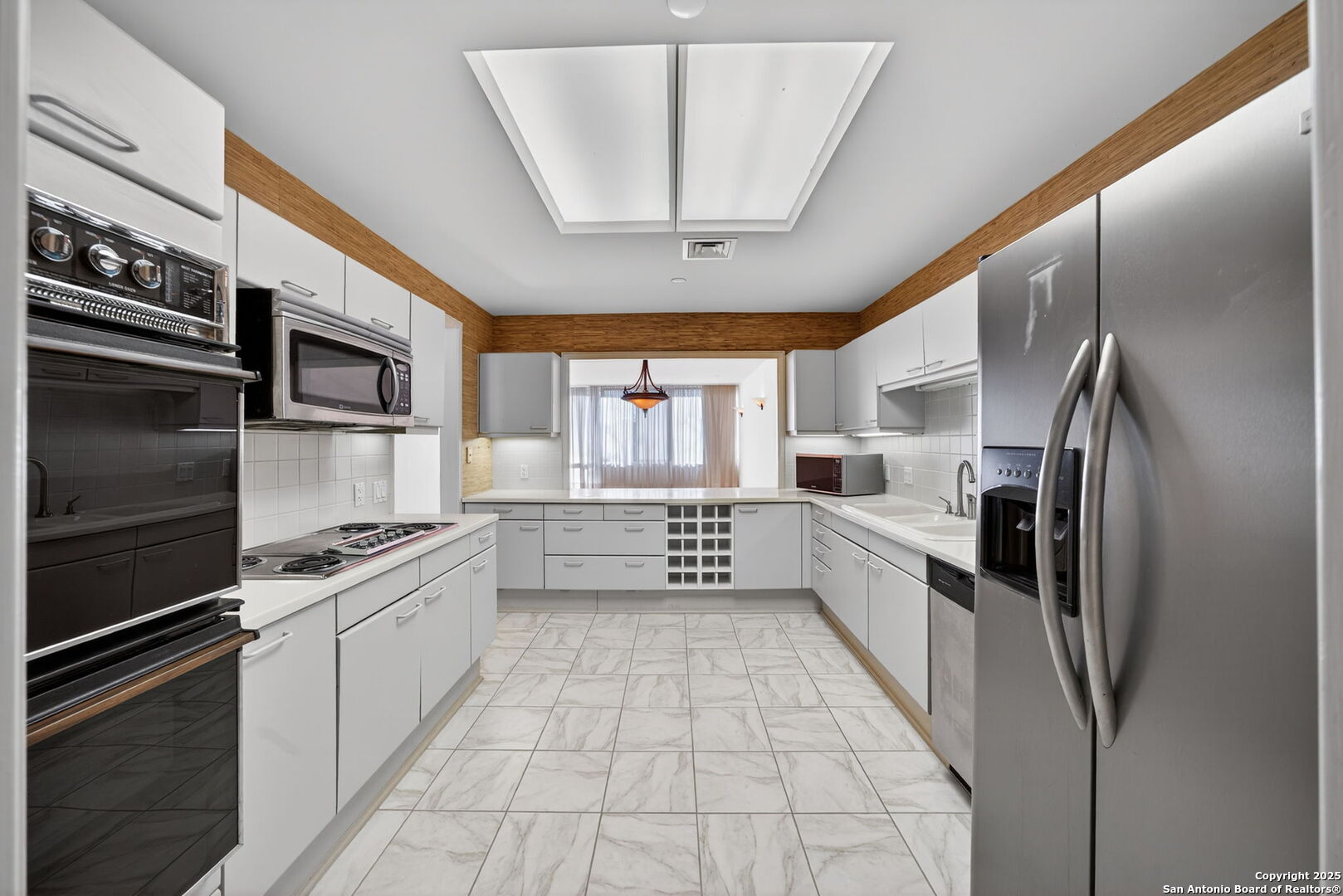 200 Patterson Unit: APT 210