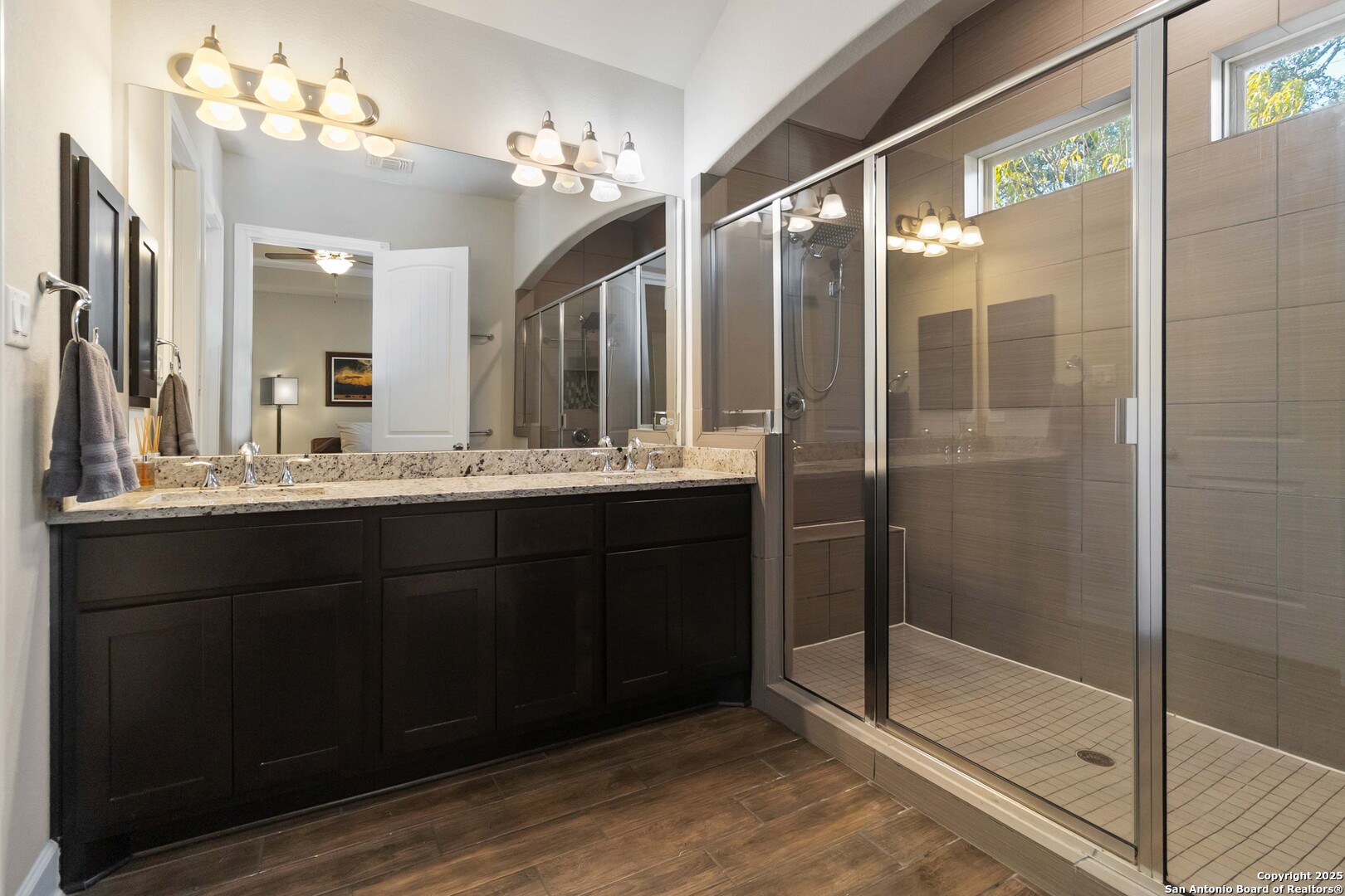16522 Glen Eve Path