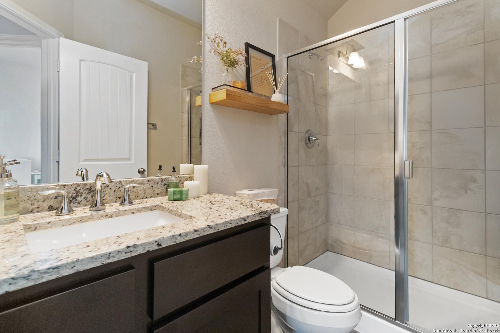 16522 Glen Eve Path