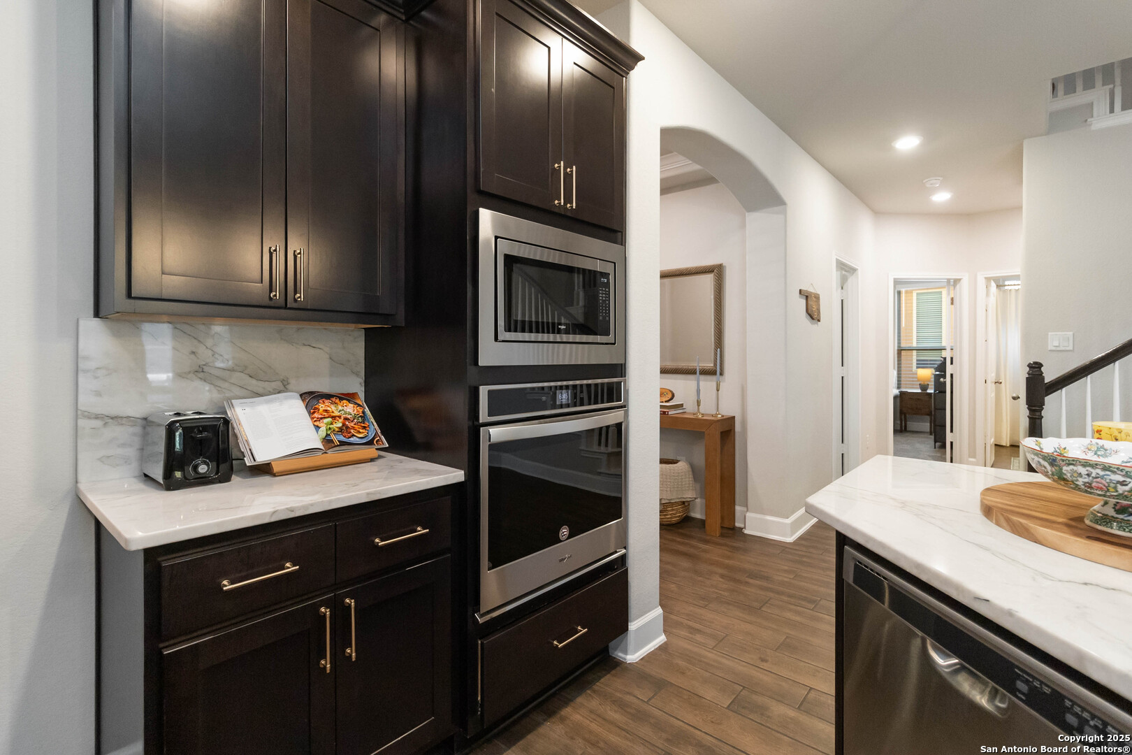 16522 Glen Eve Path