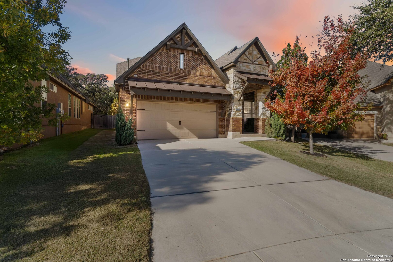 16522 Glen Eve Path