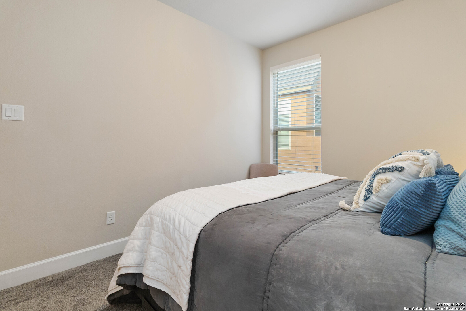 16522 Glen Eve Path
