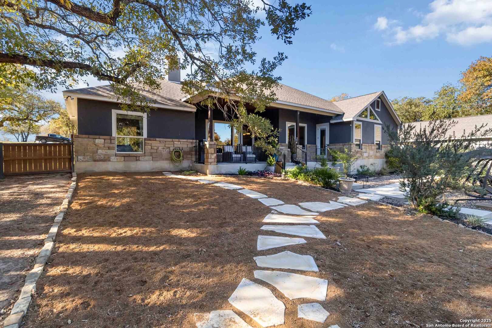 129 Crescent Ridge