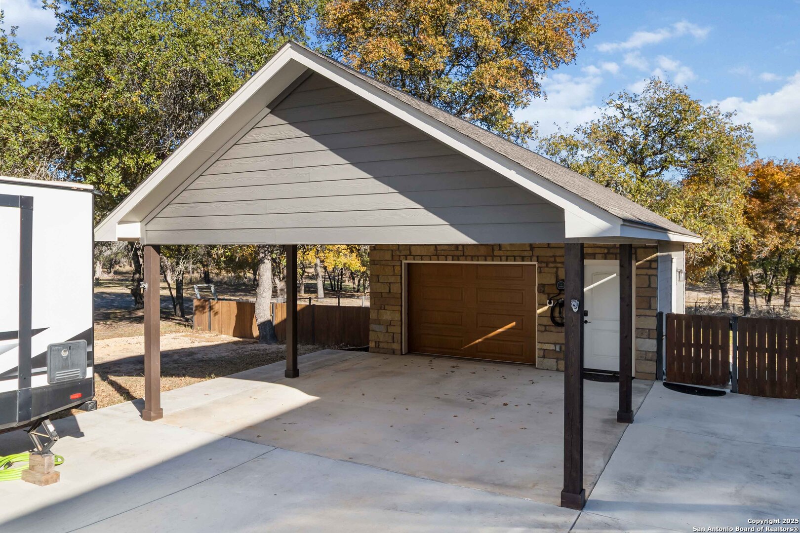 129 Crescent Ridge
