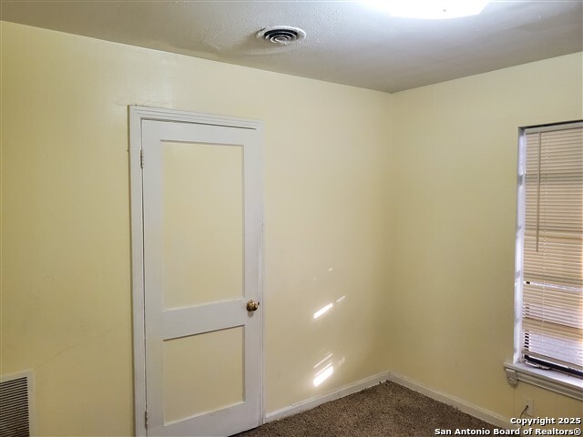 384 Longview