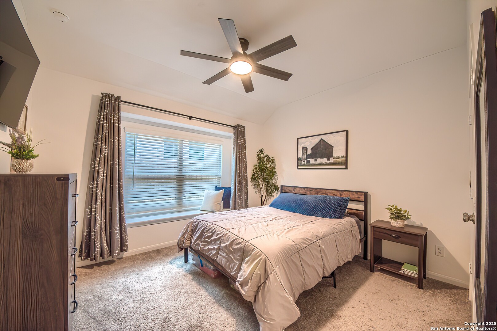 6037 Cerulean Ln