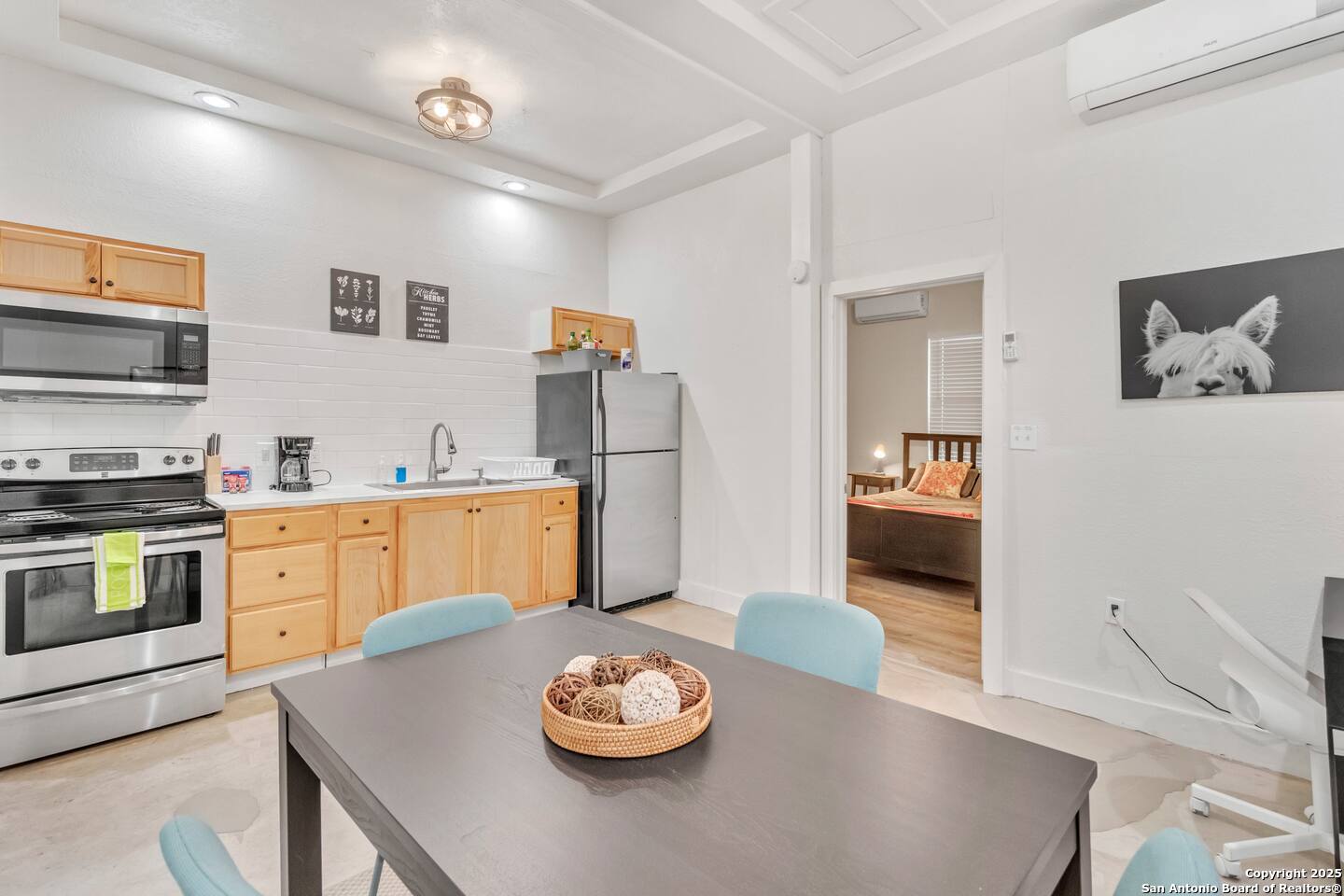 1407 Leal 3