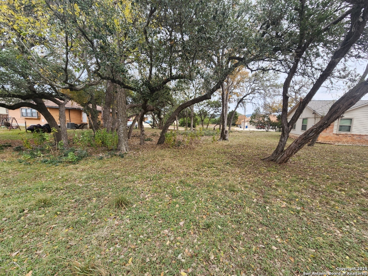 1492 Eastview