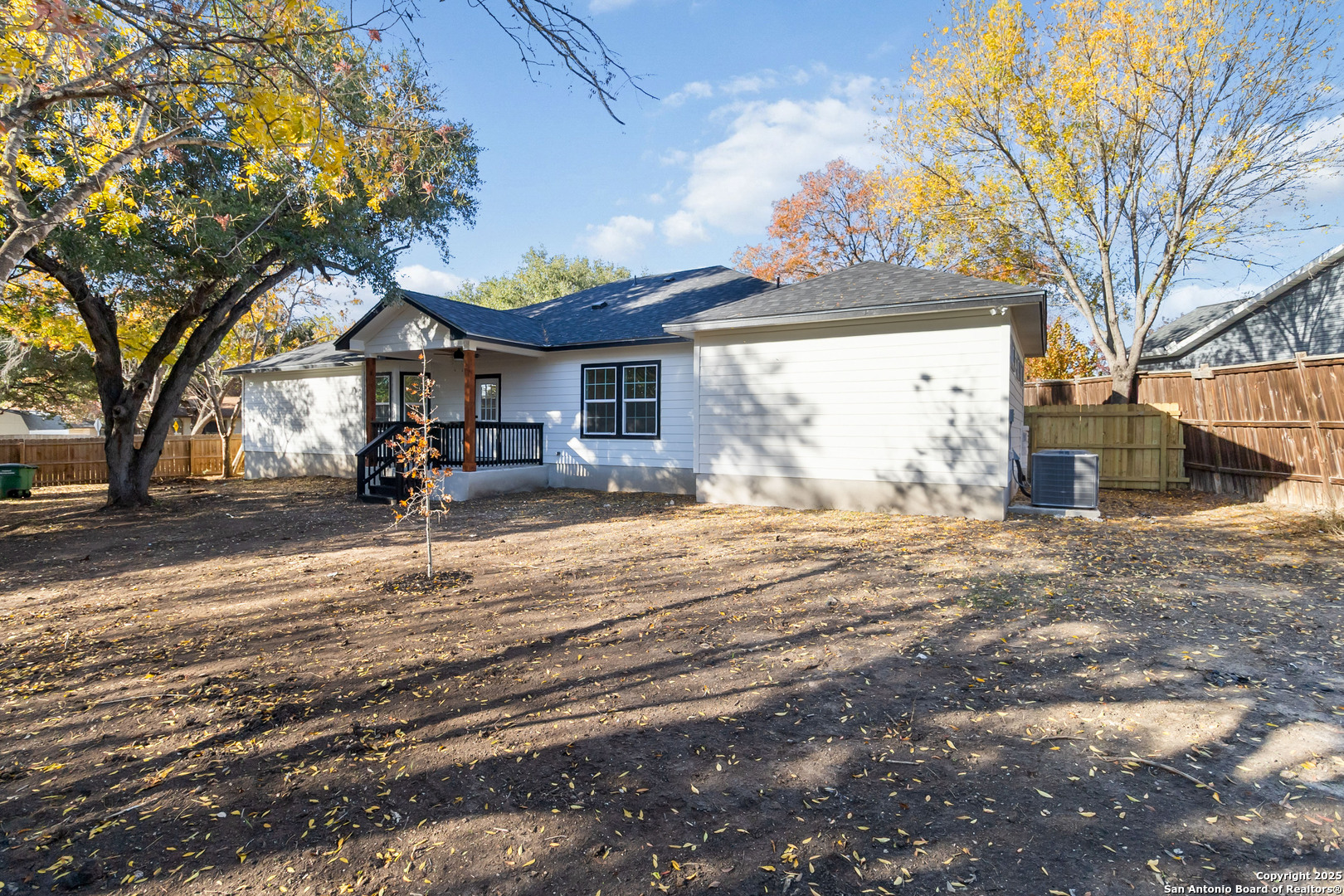 4606 Oak Climb