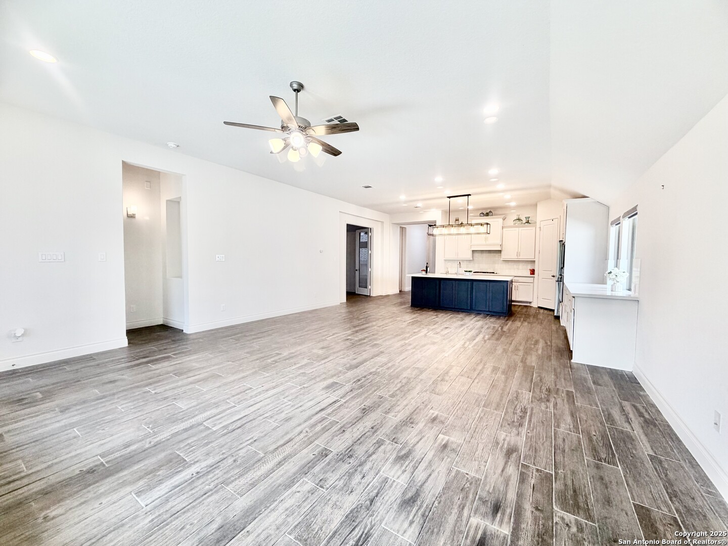 1470 Pitcher Bend