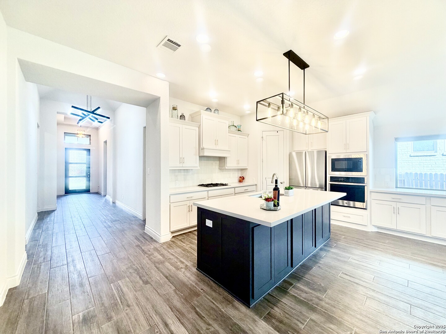1470 Pitcher Bend