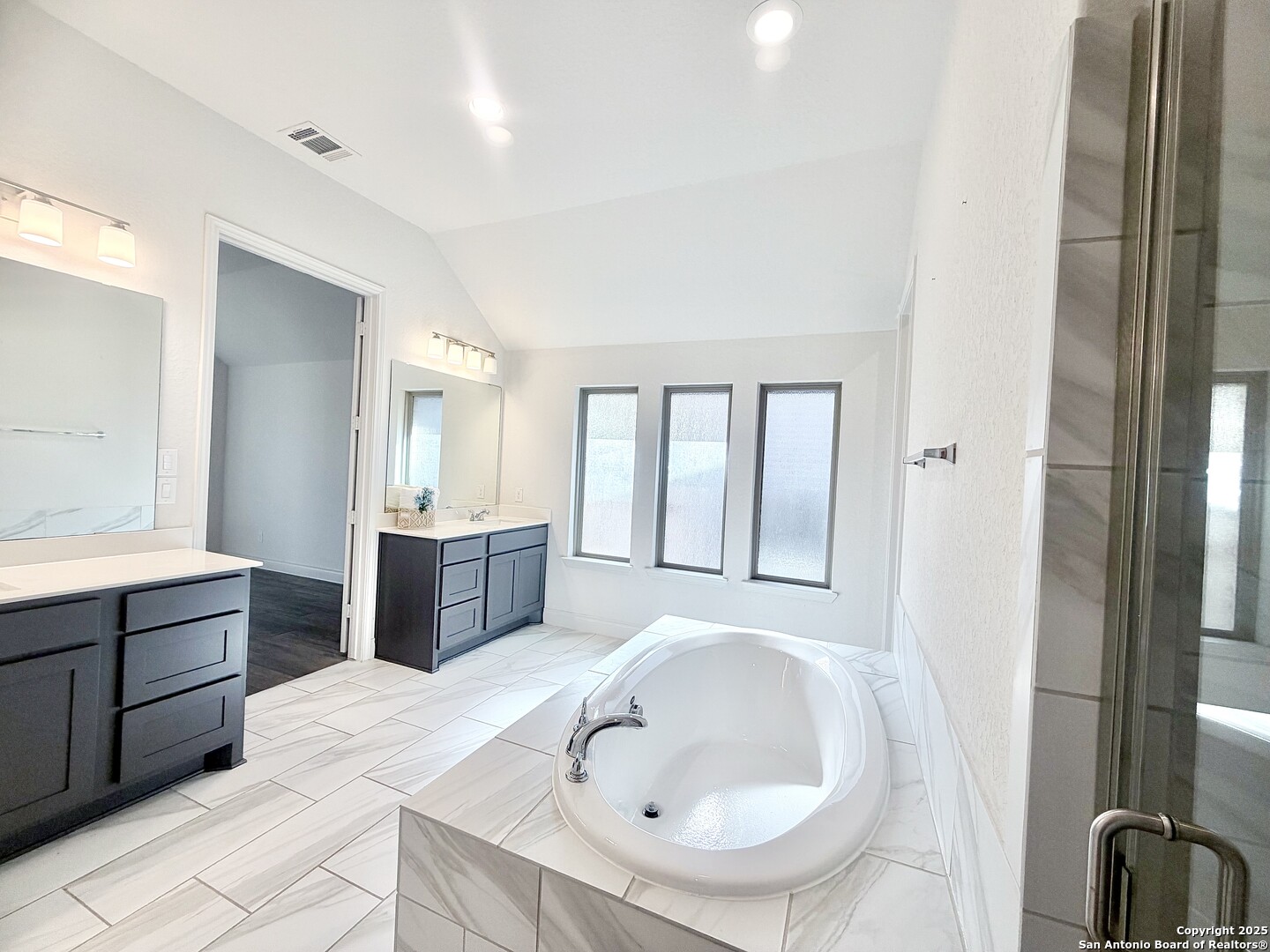 1470 Pitcher Bend