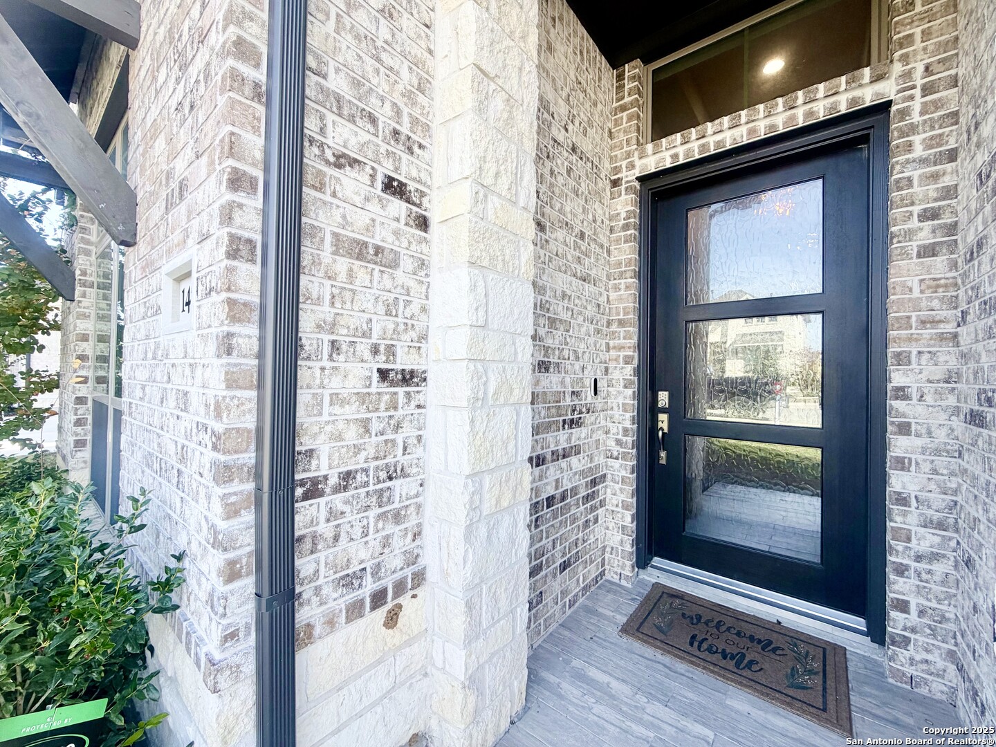 1470 Pitcher Bend