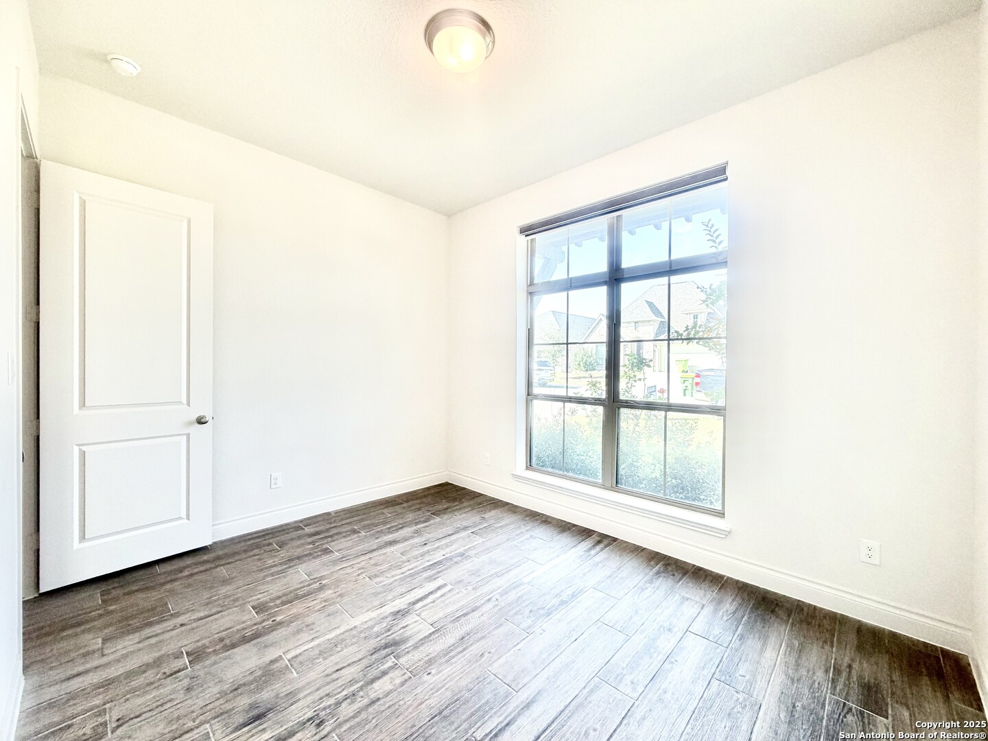 1470 Pitcher Bend