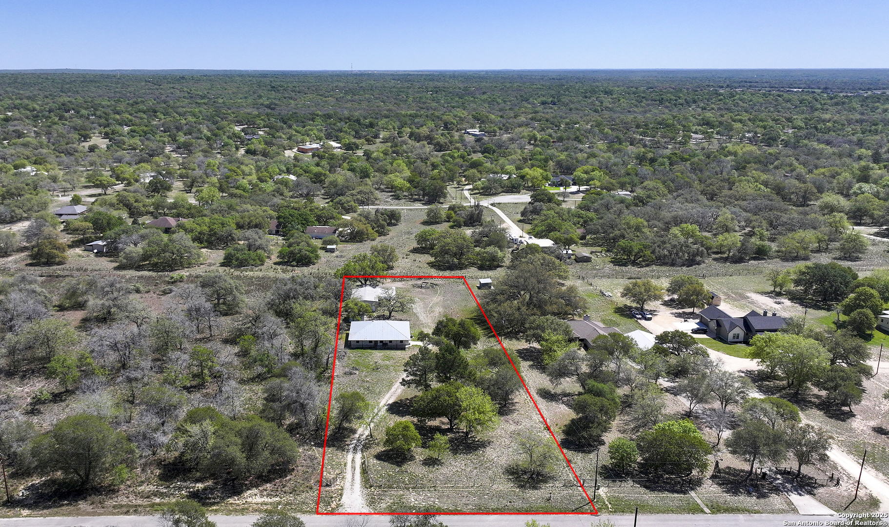 904 Eagle Creek