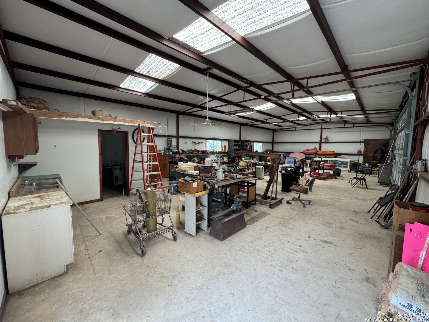 904 Eagle Creek
