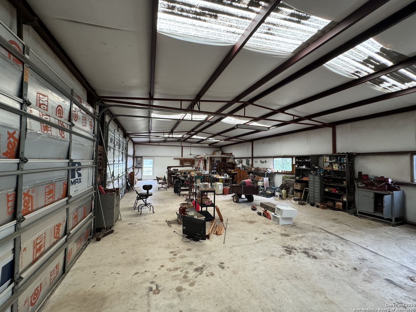 904 Eagle Creek