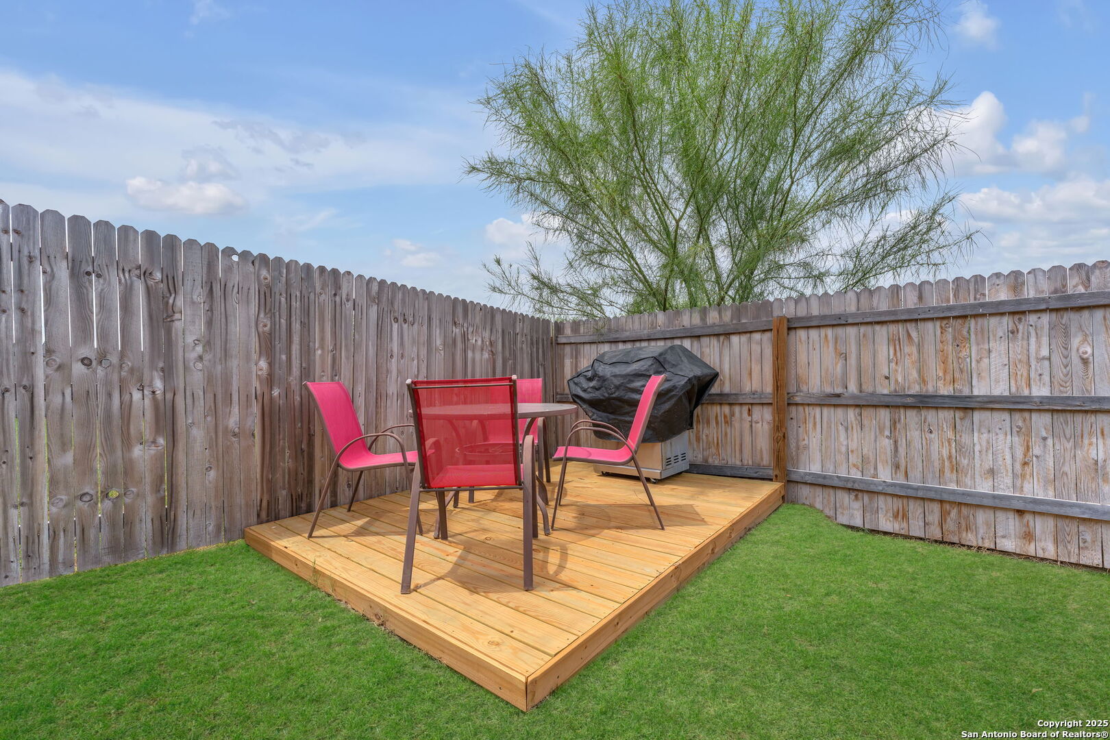 3263 Old Almonte