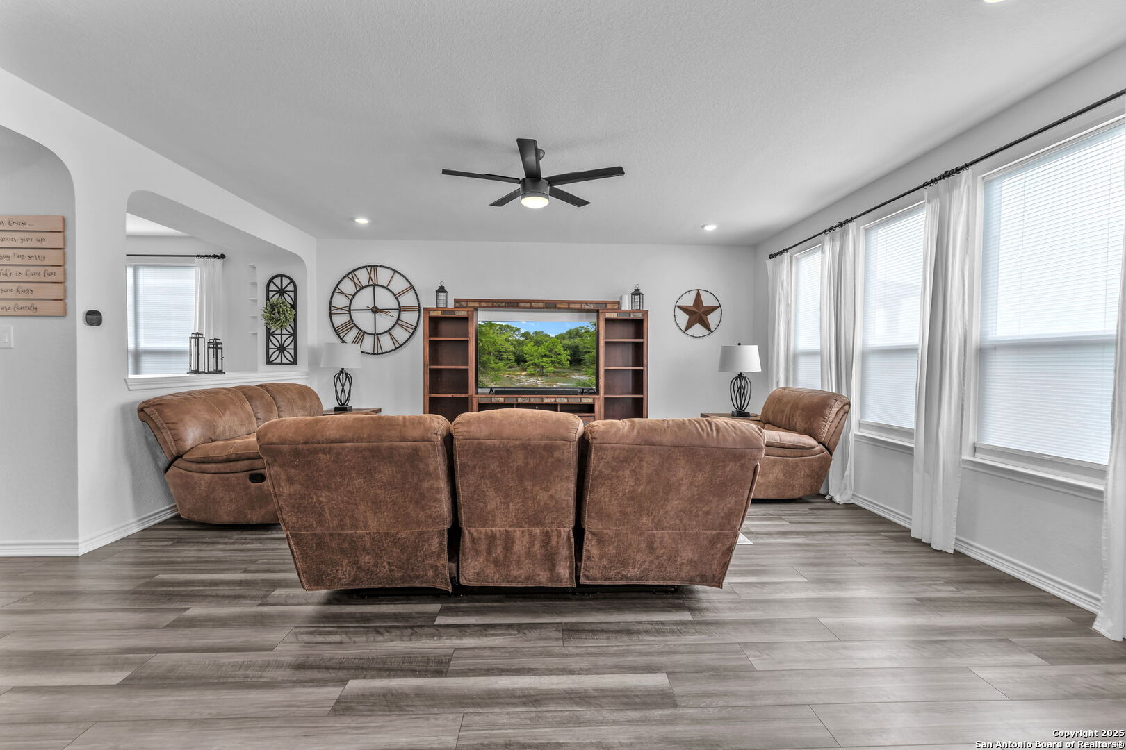 3263 Old Almonte