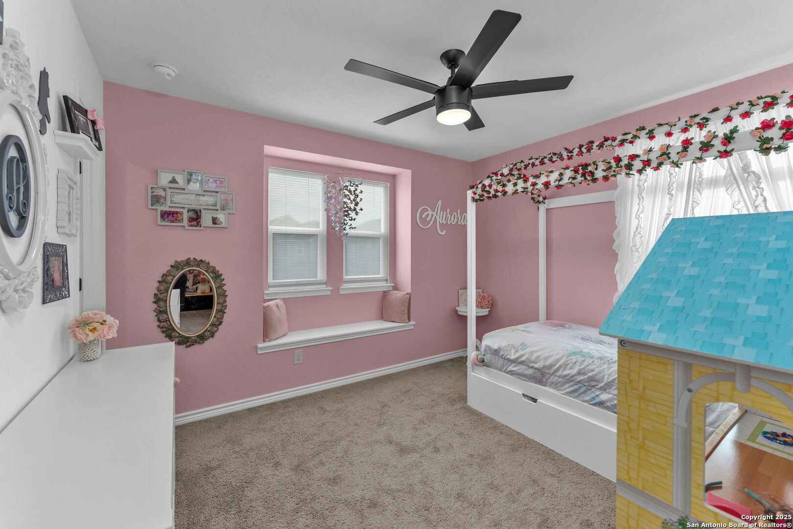 3263 Old Almonte
