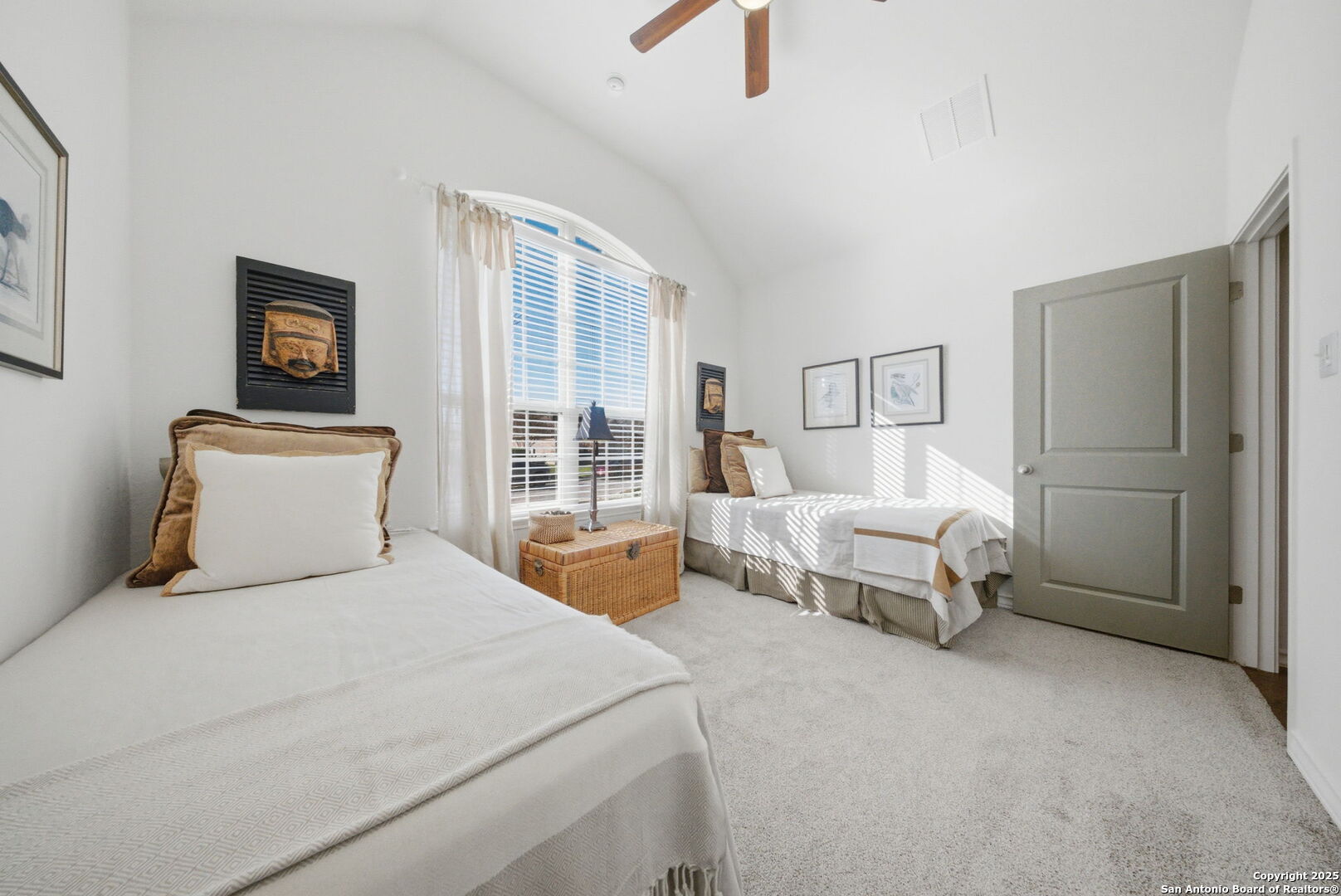 30693 Horseshoe Path
