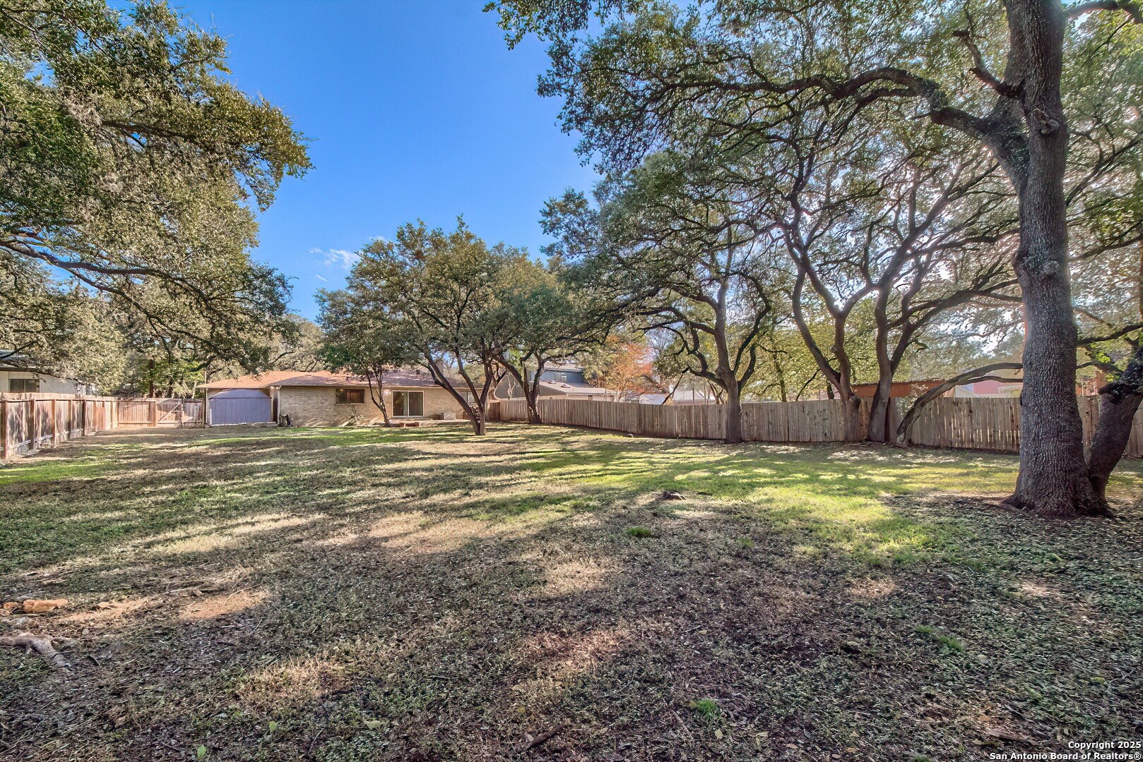 1734 Mountjoy