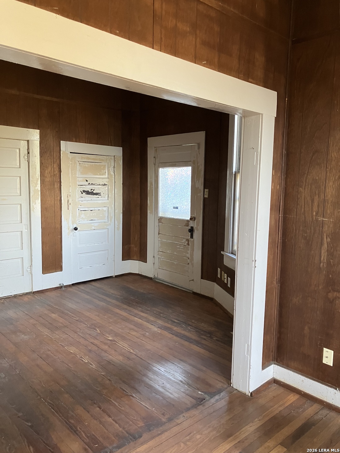 2424 Buena Vista