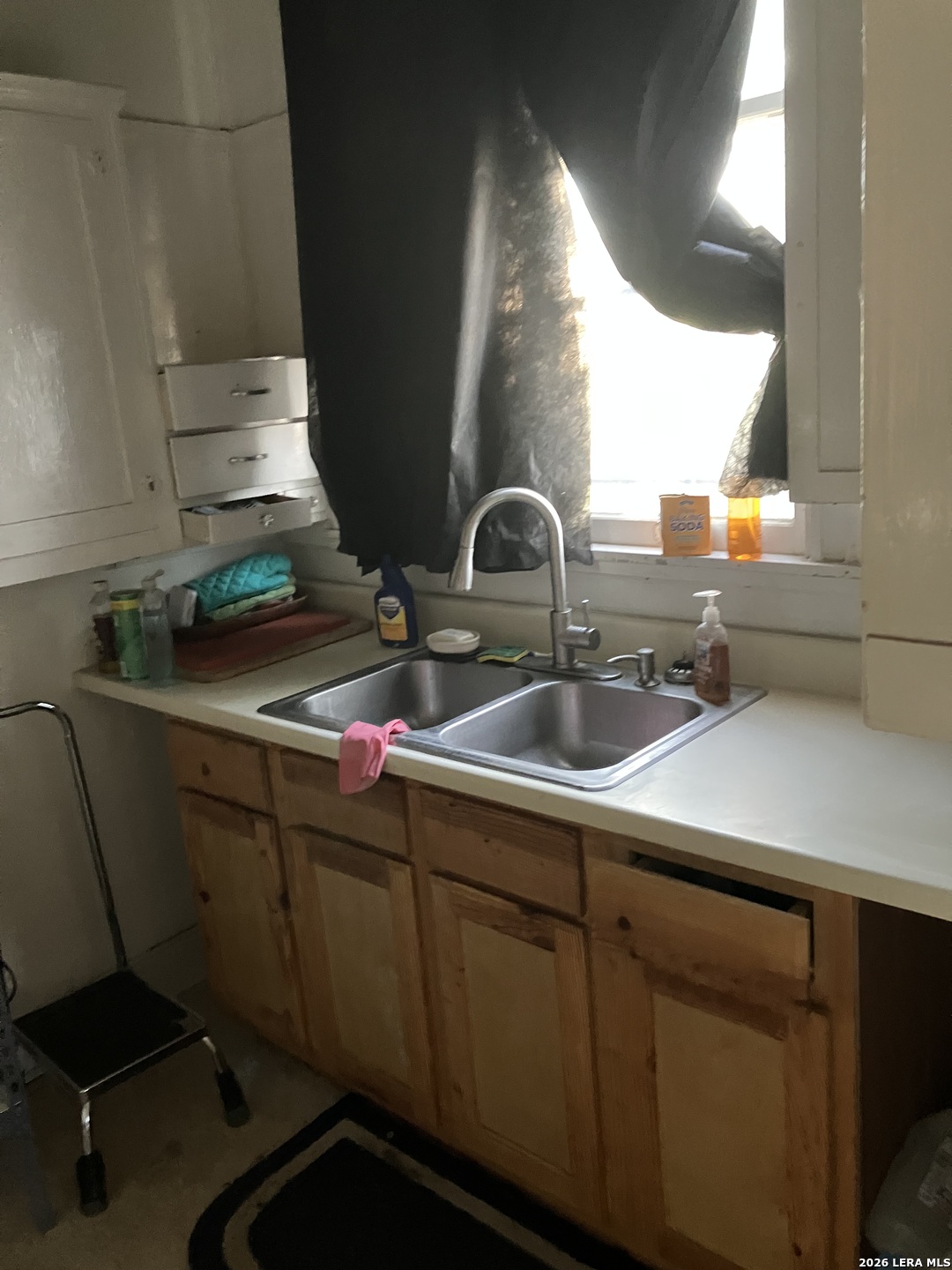2424 Buena Vista