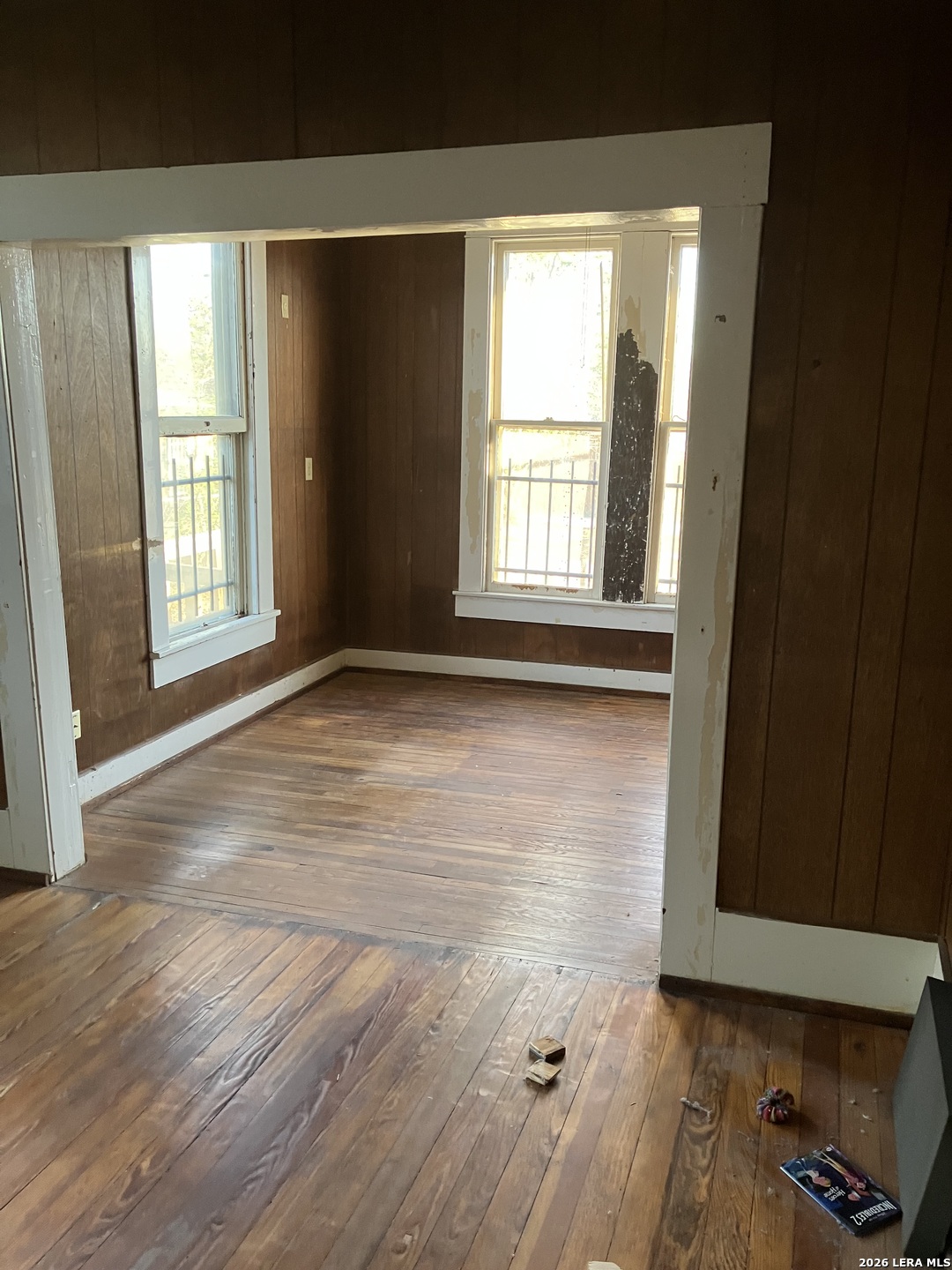 2424 Buena Vista