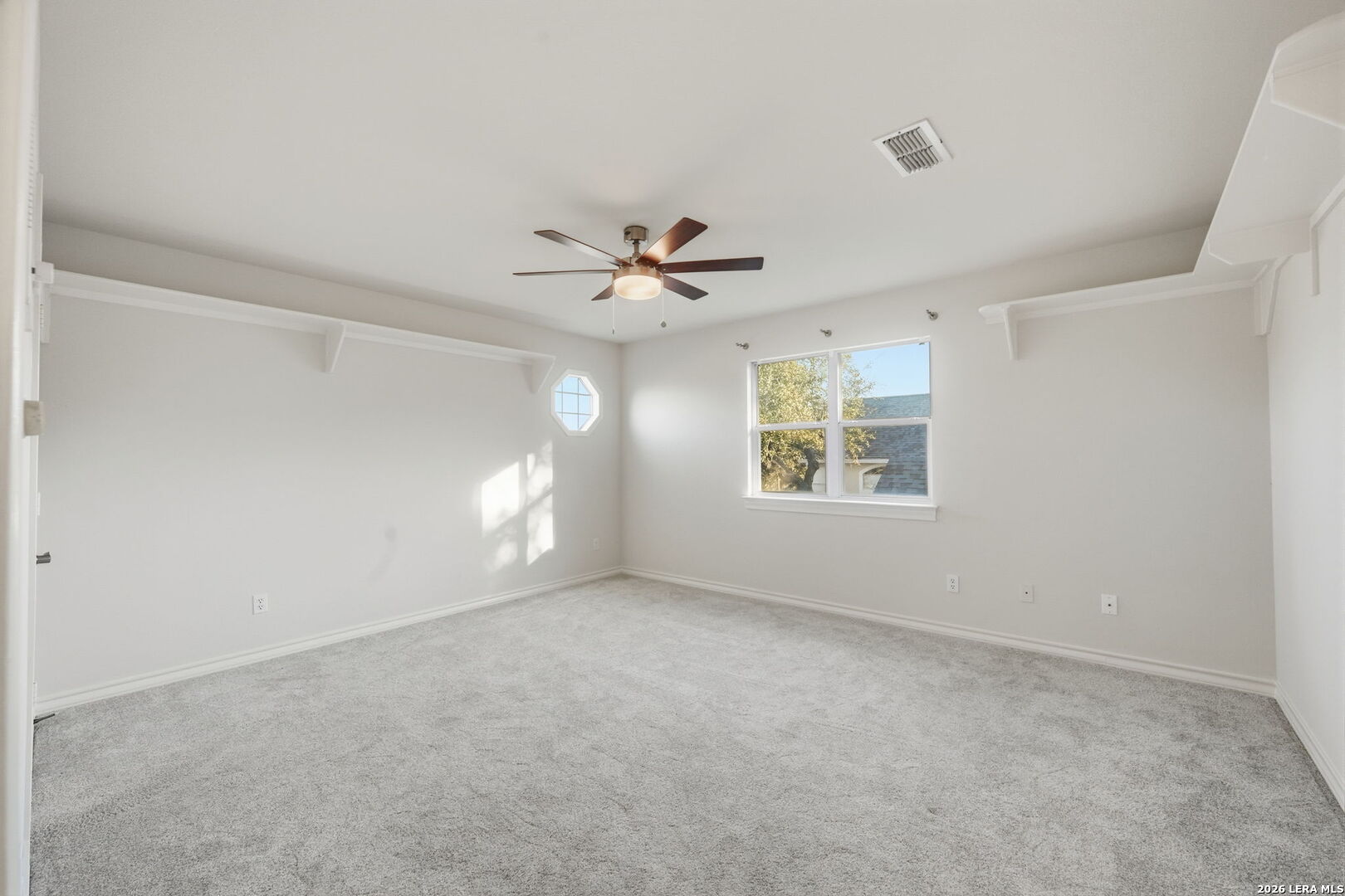 1619 Fawn Bluff