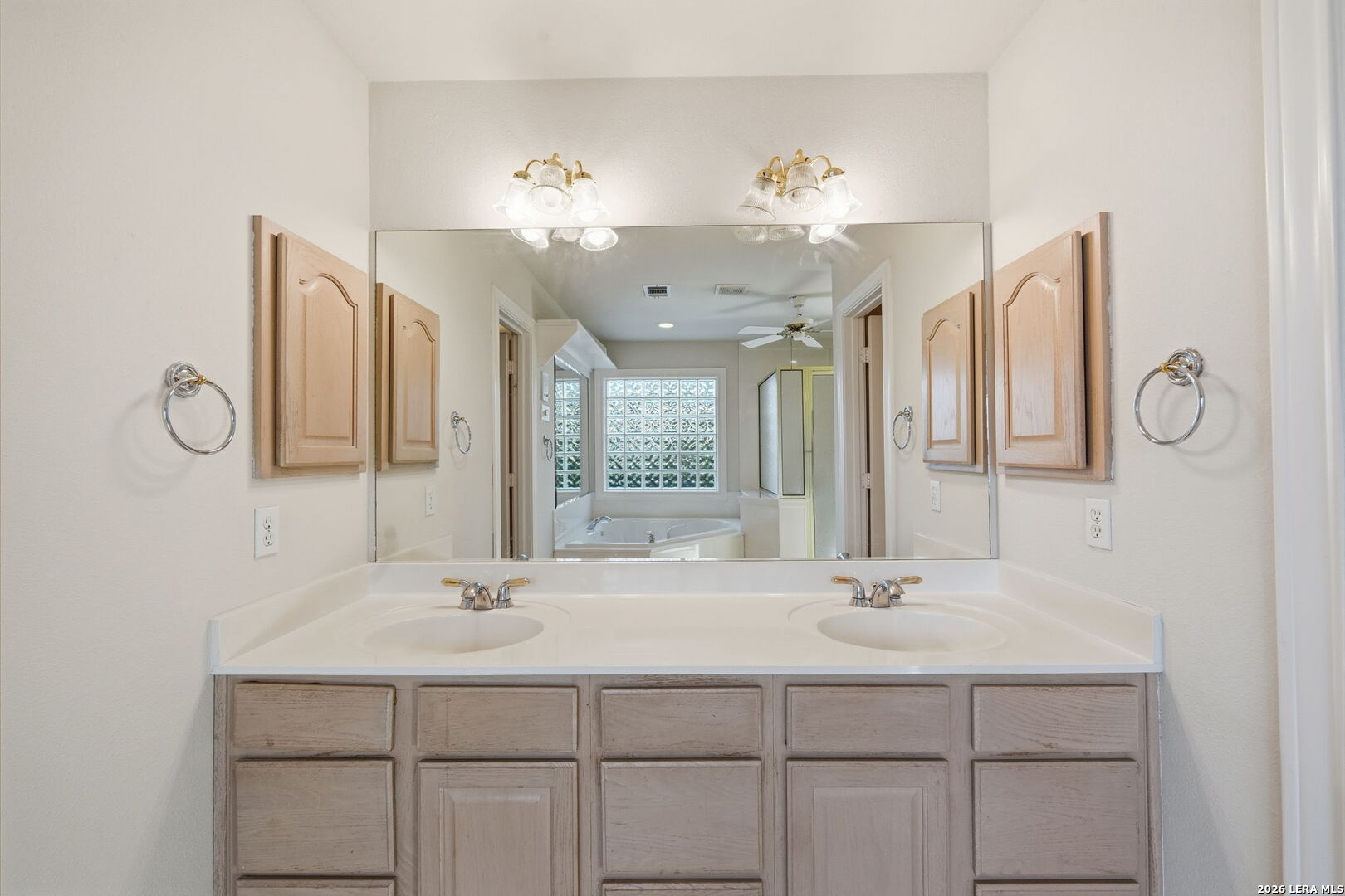 1619 Fawn Bluff