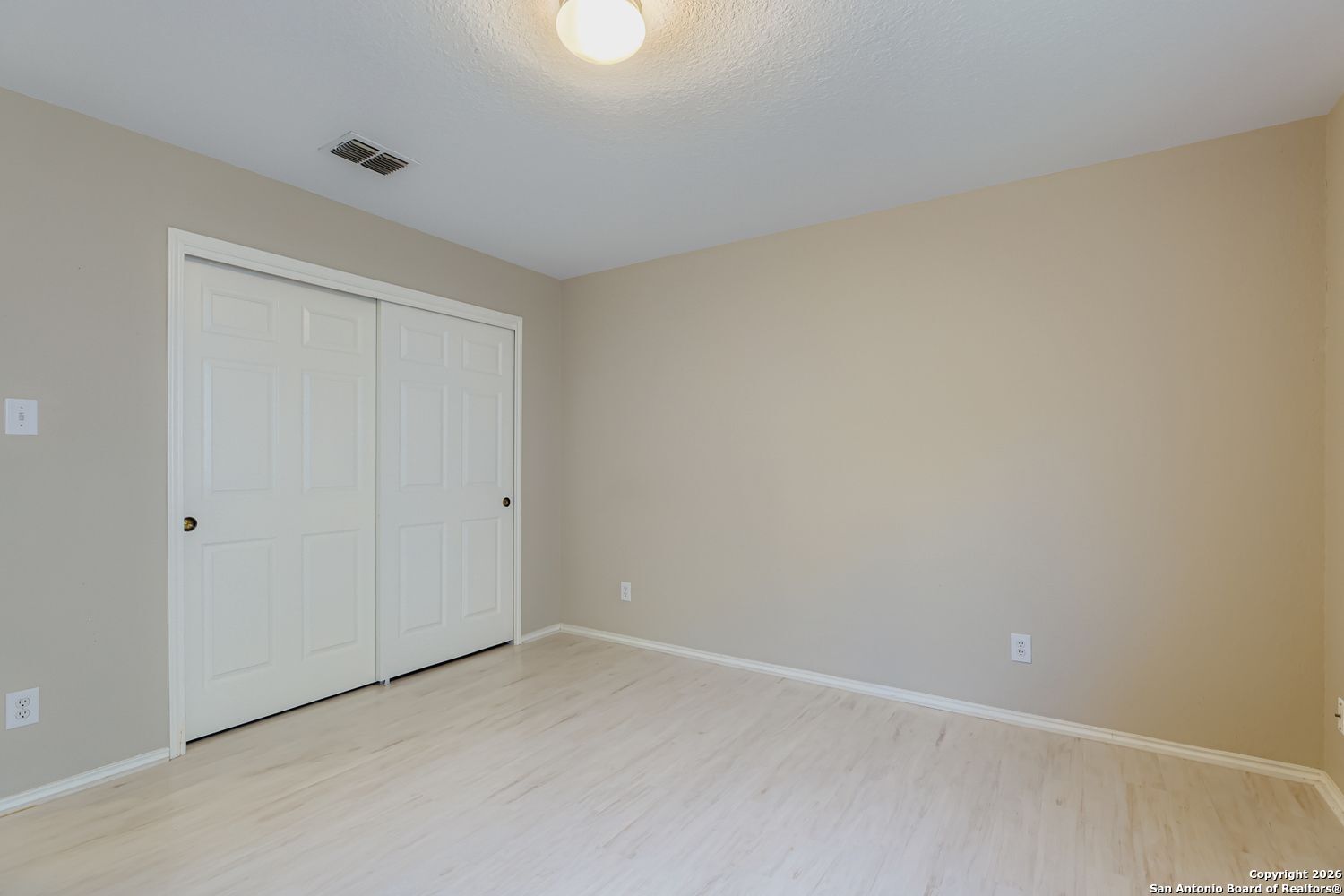 10307 Trotters Bay