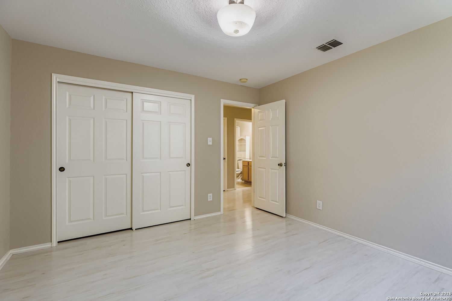 10307 Trotters Bay