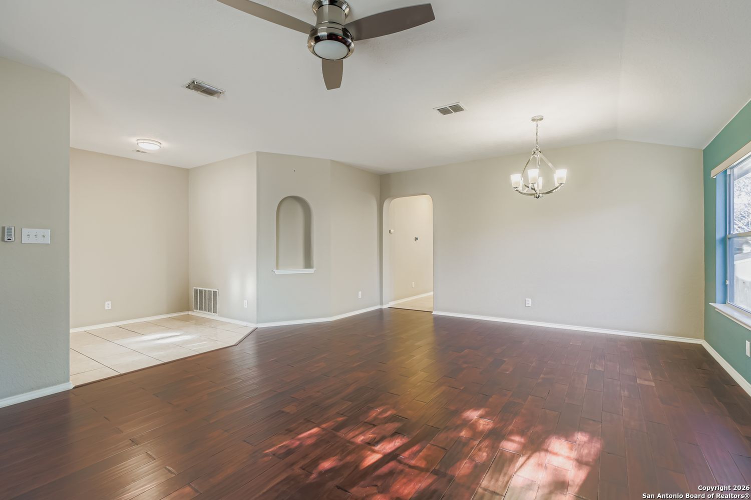 10307 Trotters Bay
