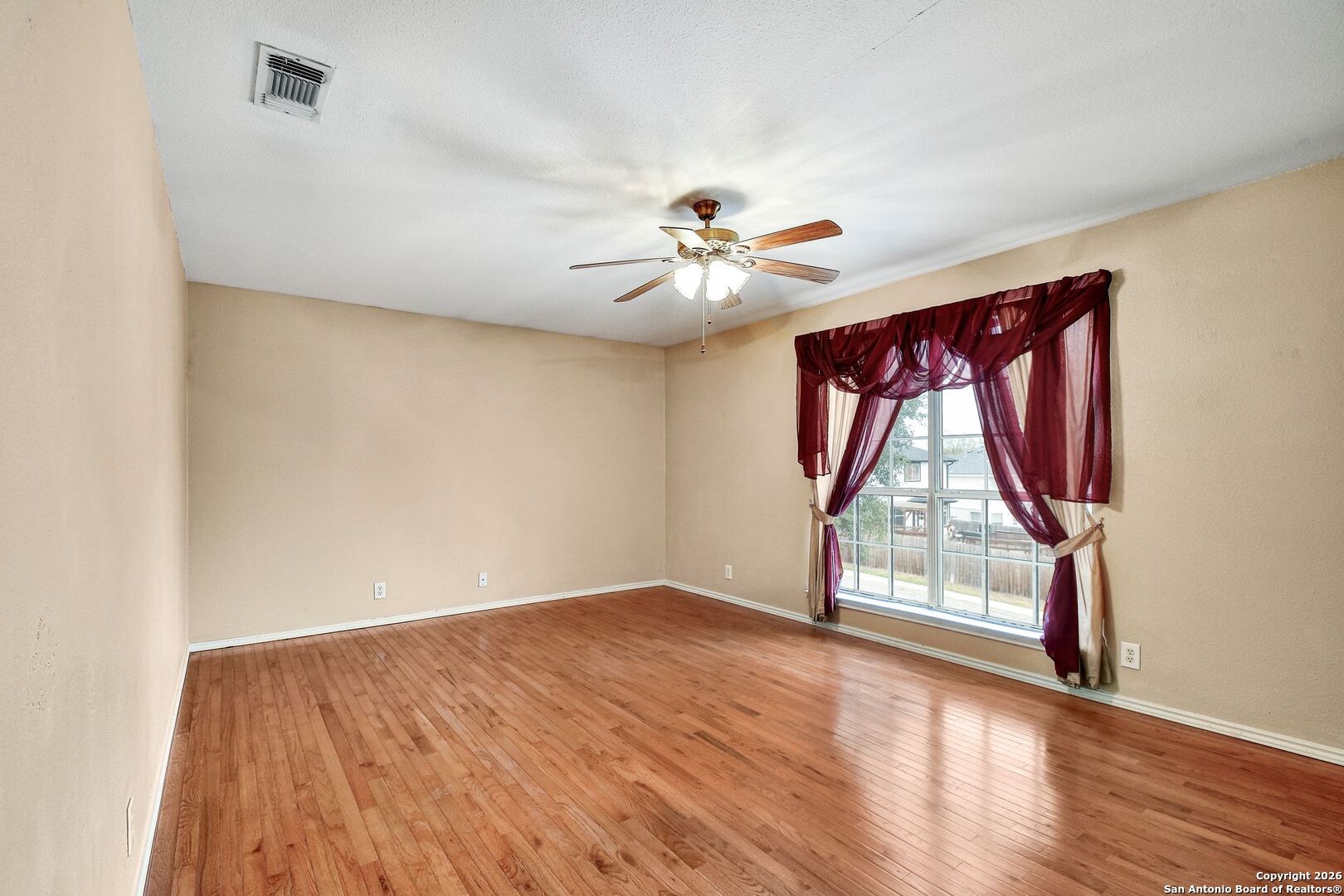 5207 Wood Glen