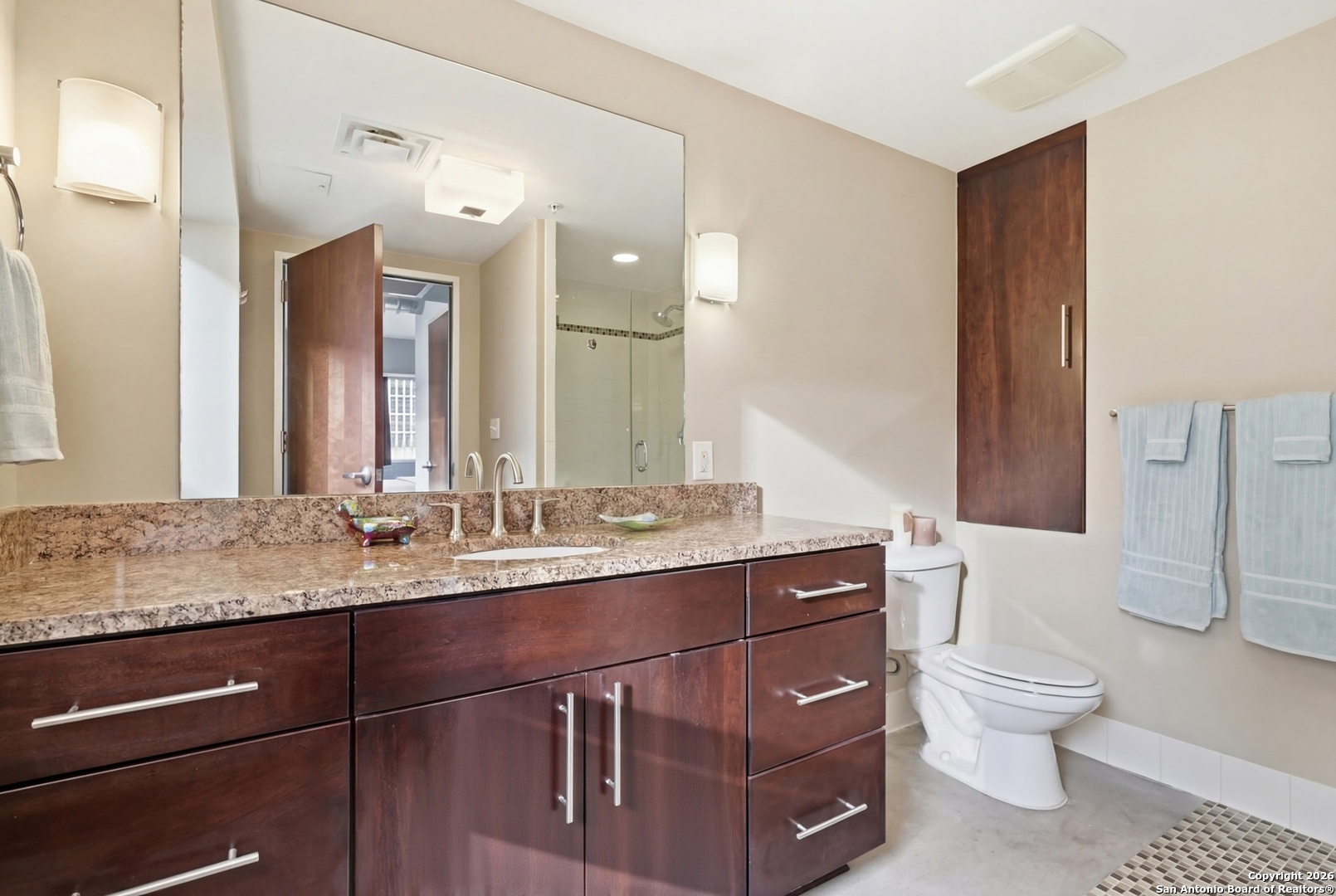 800 Brazos Unit: 1103