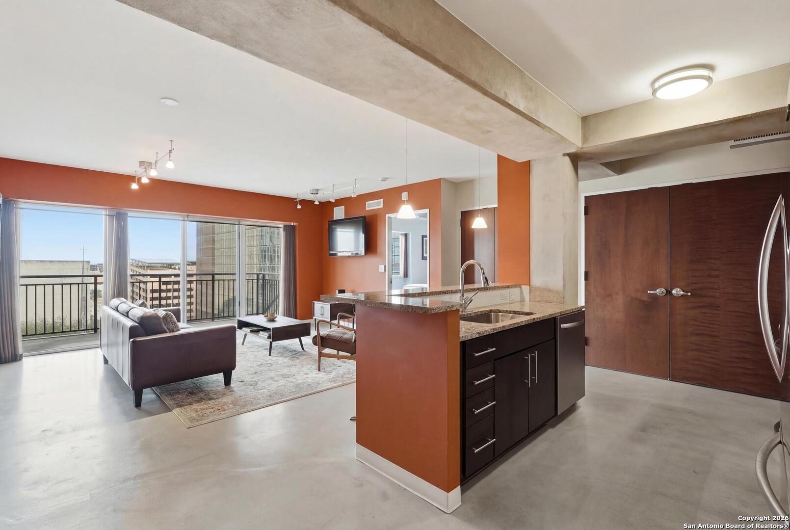 800 Brazos Unit: 1103