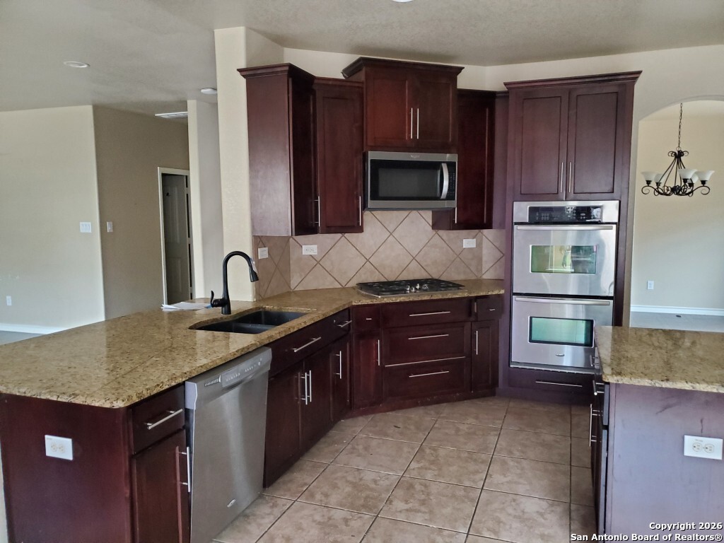 315 Chloe Hts