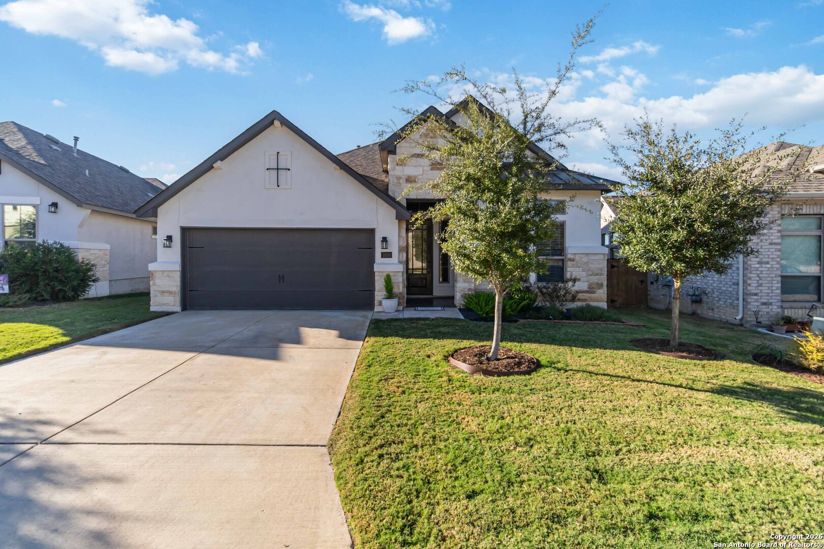 1030 Cadogan Squire