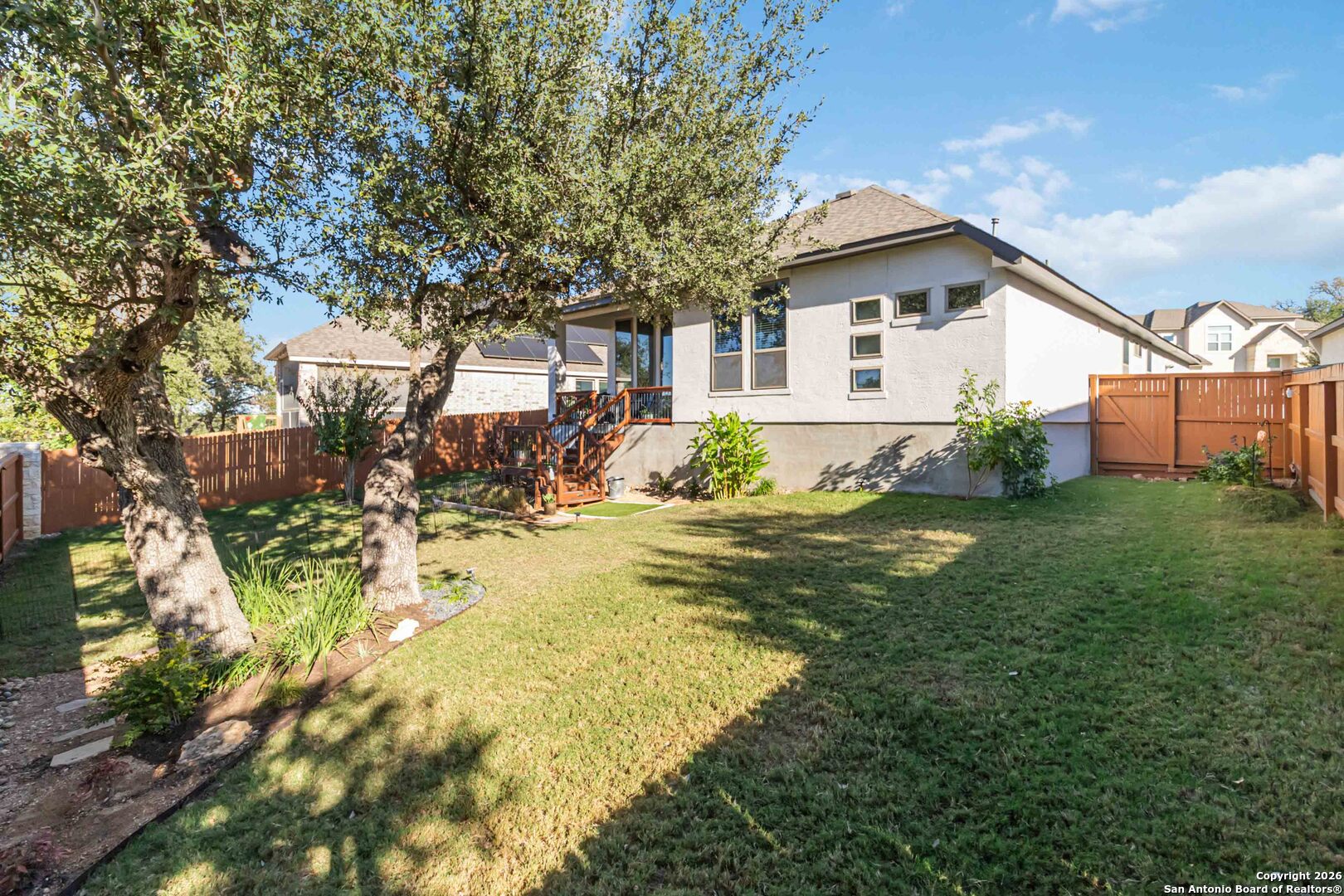 1030 Cadogan Squire