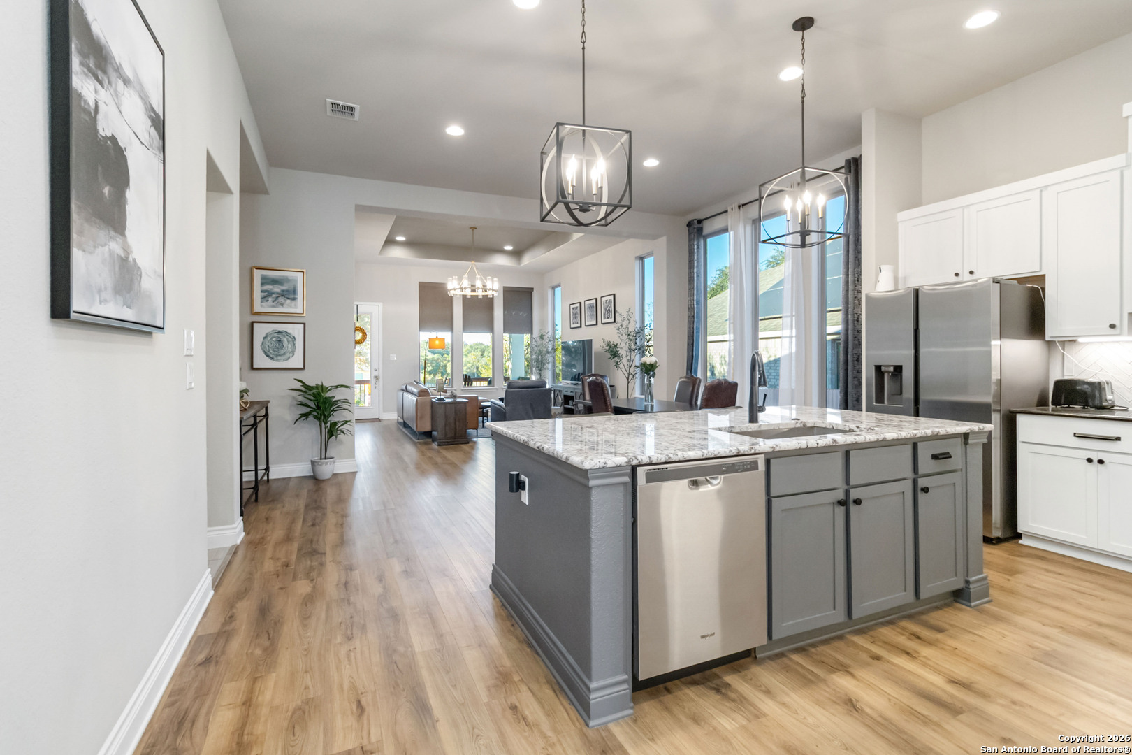 1030 Cadogan Squire