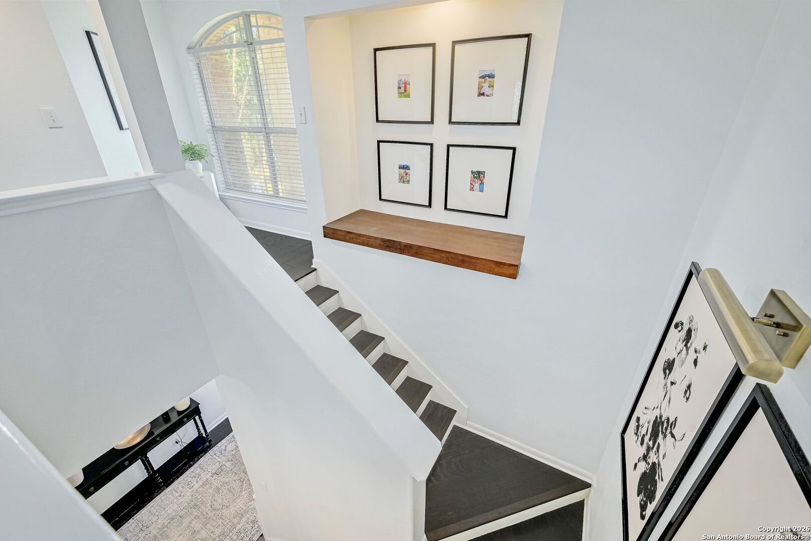 1515 Belclaire