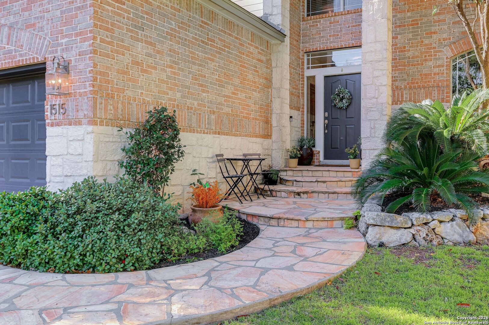1515 Belclaire